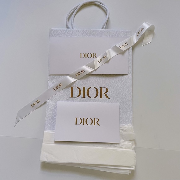 Dior Packaging - Picture 1 of 8